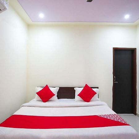 Oyo Flagship 62980 Shiva Residency Hotel Garhi Harsaru Екстериор снимка