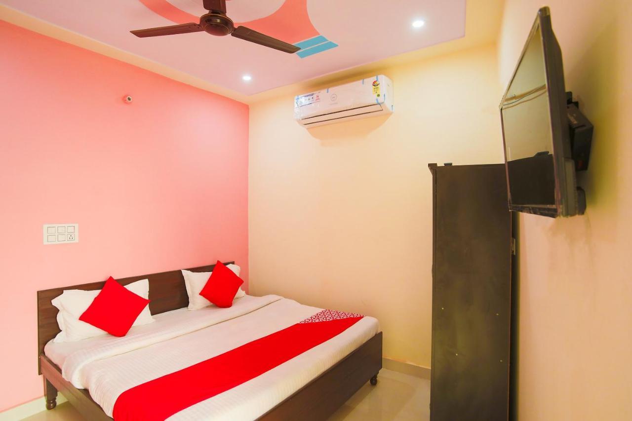 Oyo Flagship 62980 Shiva Residency Hotel Garhi Harsaru Екстериор снимка